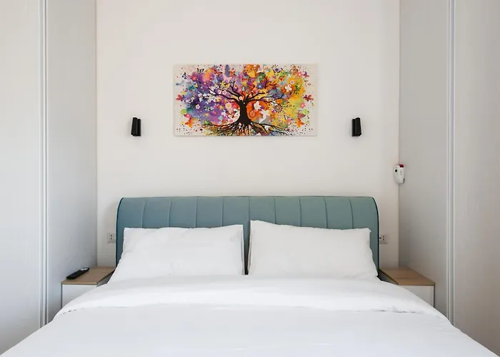 Aparthotel Seven Kings By Hostand 4*