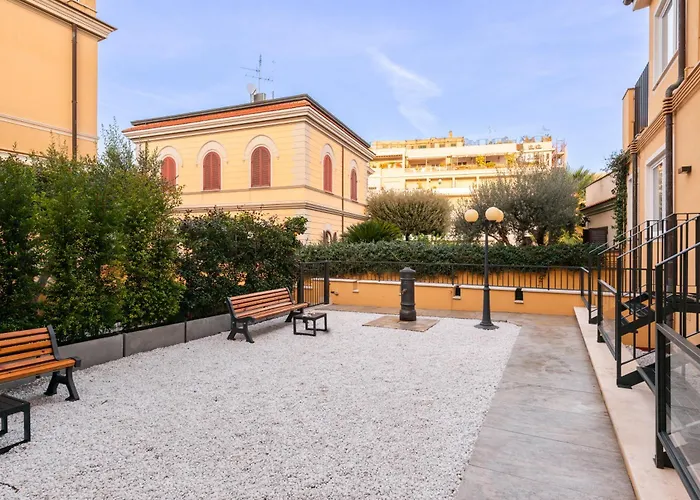 Seven Kings By Hostand Aparthotel 4*